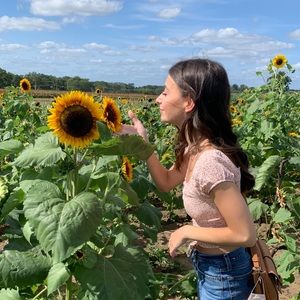 Meet your Posher, Alexandra